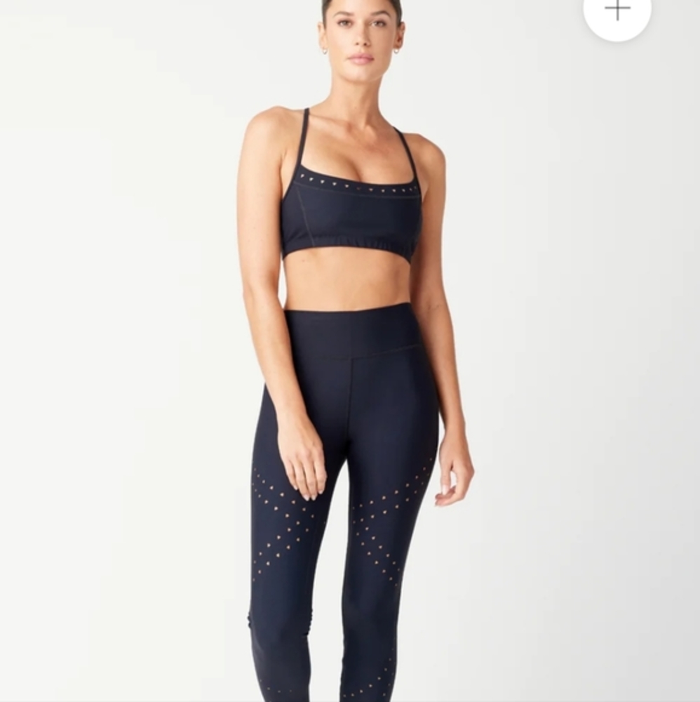 LEGGINGS LASER CUTOUT DESIGN